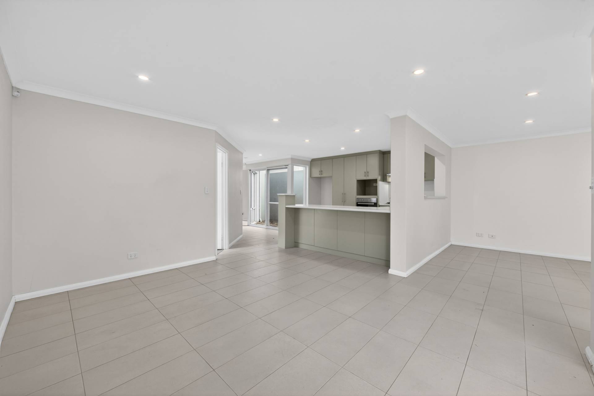 33 Kweda Way, Nollamara - Thumbnail 3
