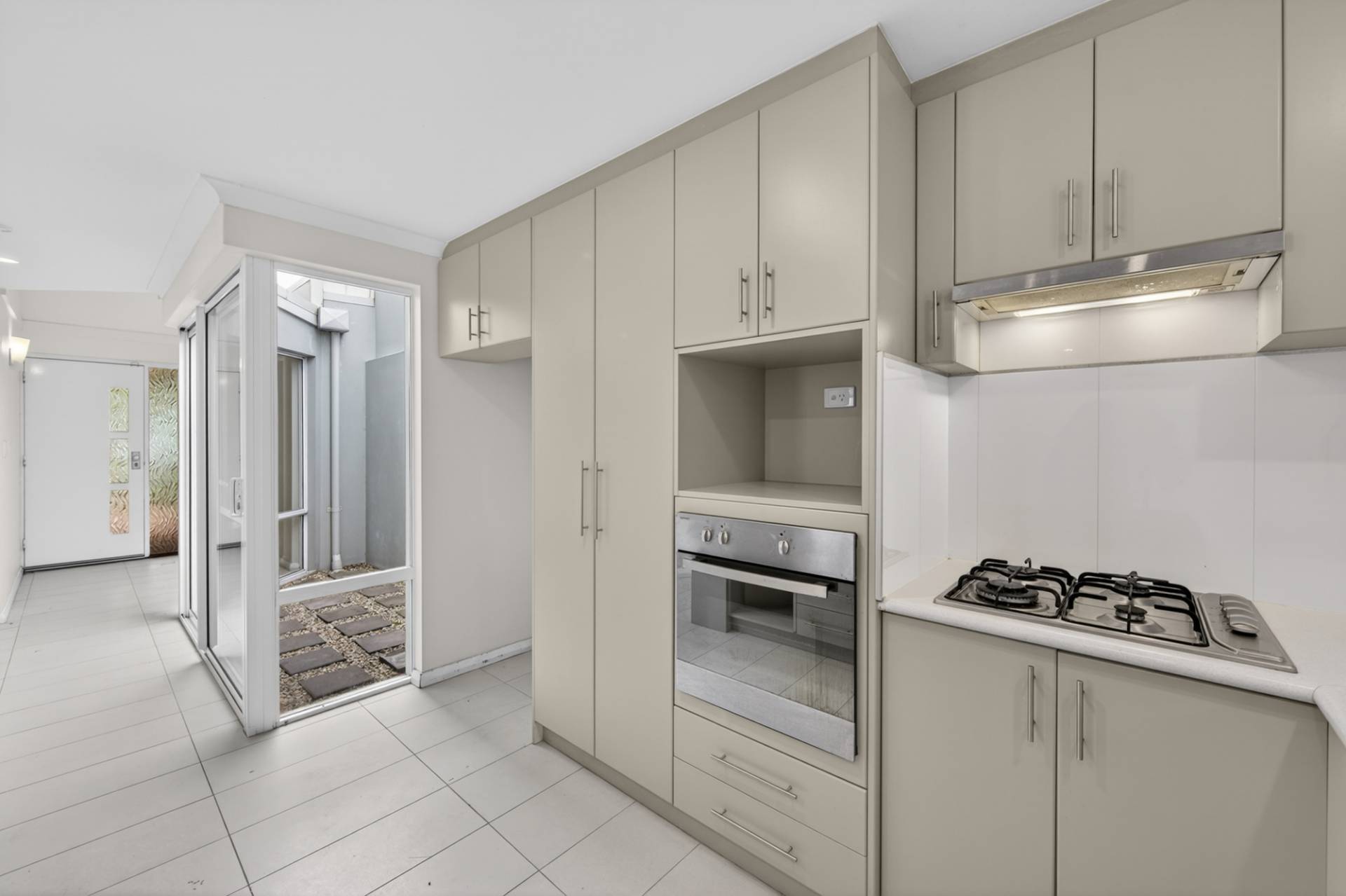 33 Kweda Way, Nollamara - Thumbnail 7