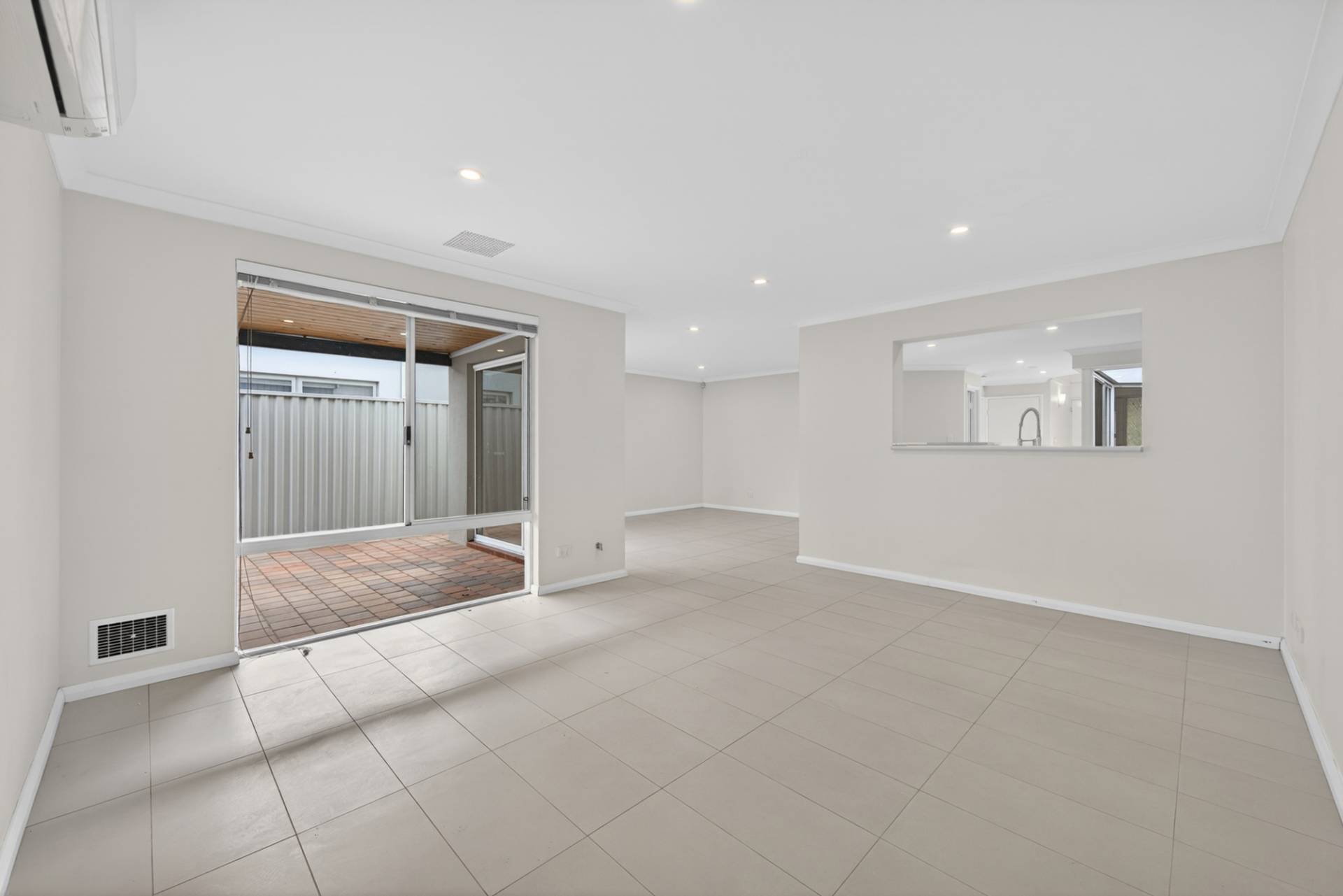 33 Kweda Way, Nollamara - Thumbnail 4