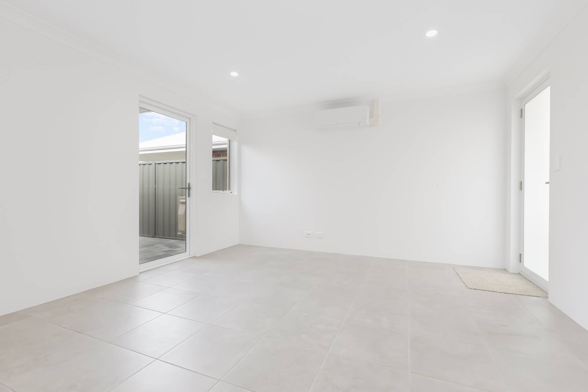 76B Elderberry Drive, Baldivis - Thumbnail 2