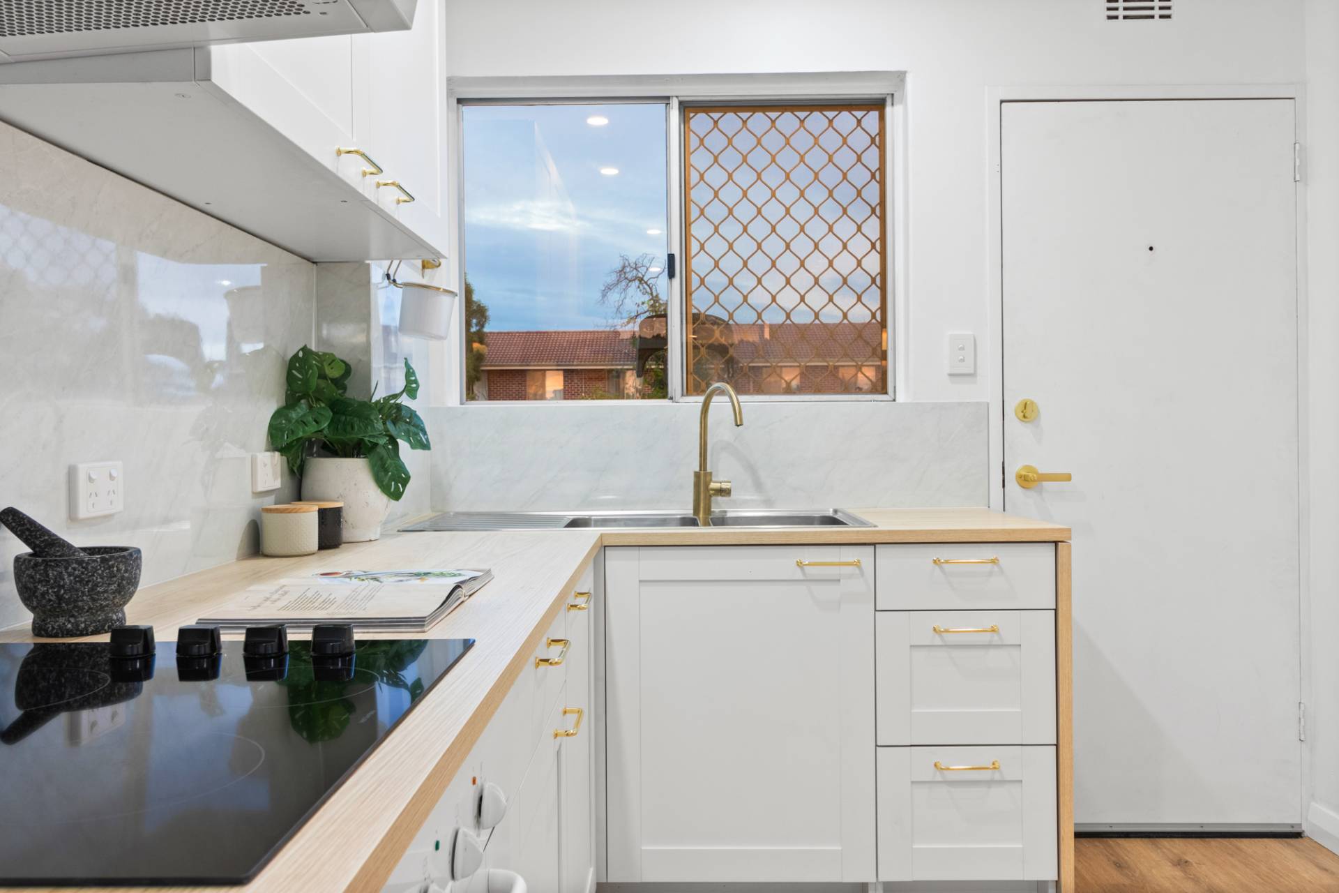 30, 156 Whatley Crescent, Maylands - Thumbnail 7