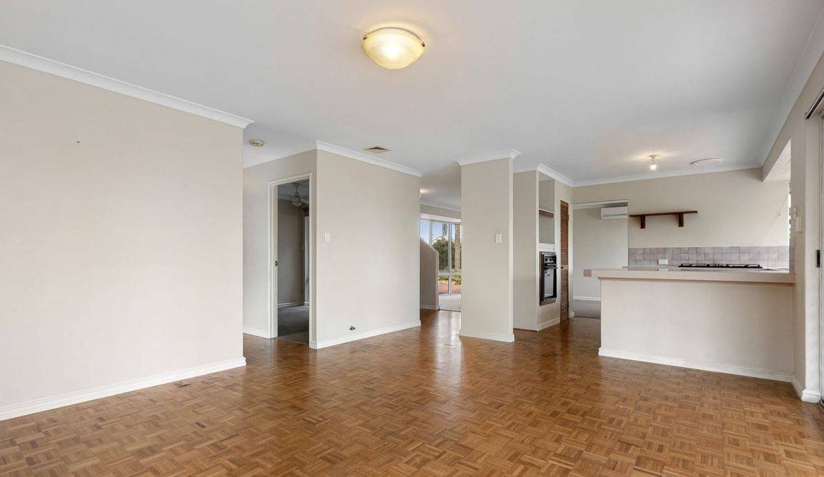 13 Stirling Cl, Port Kennedy - Thumbnail 3