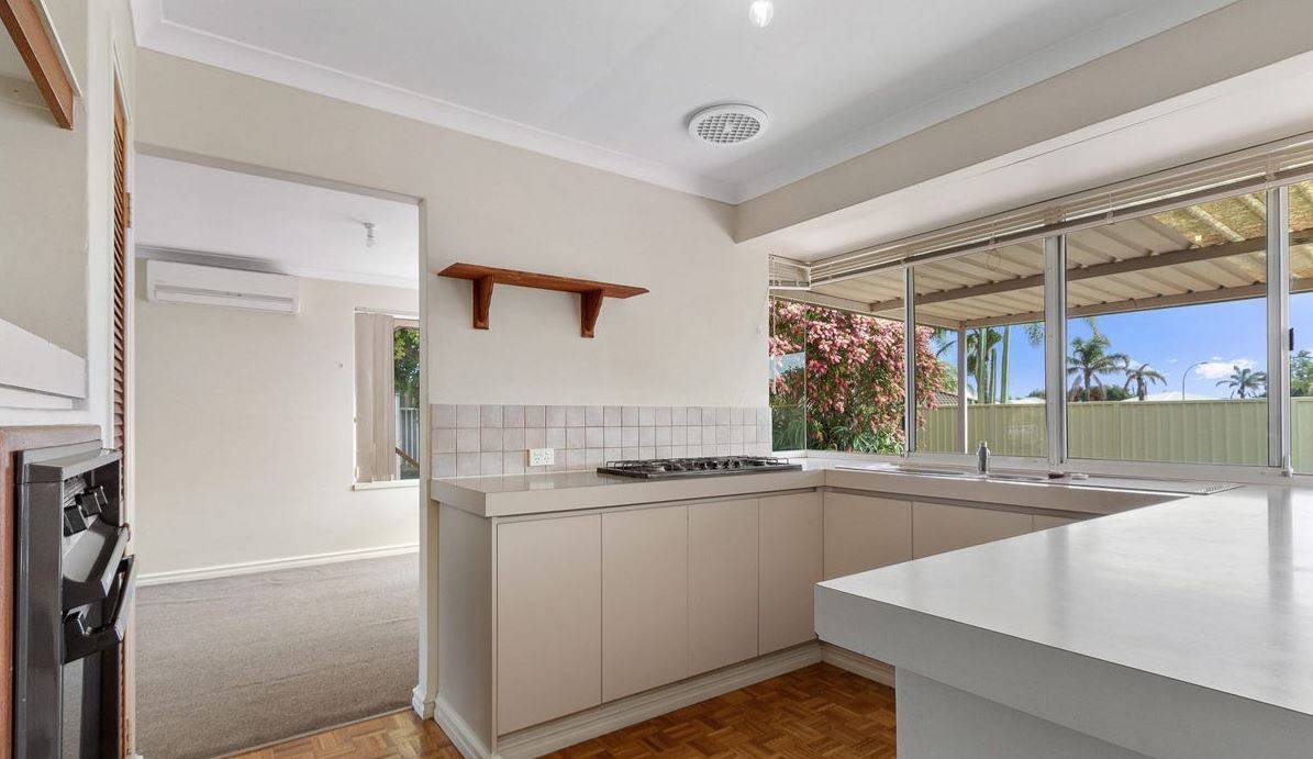 13 Stirling Cl, Port Kennedy - Thumbnail 4