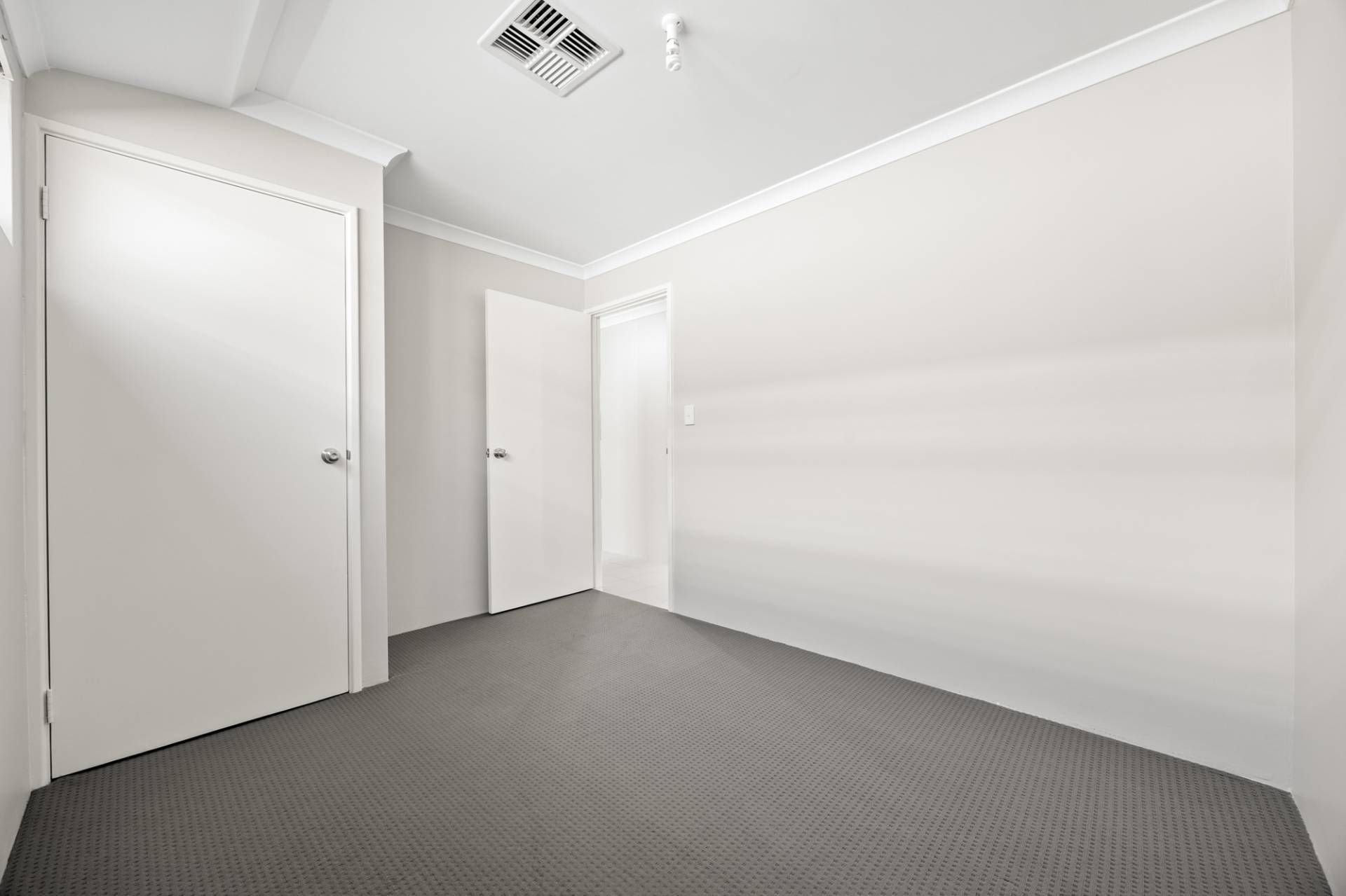 9 Stinton Street, Byford - Thumbnail 8