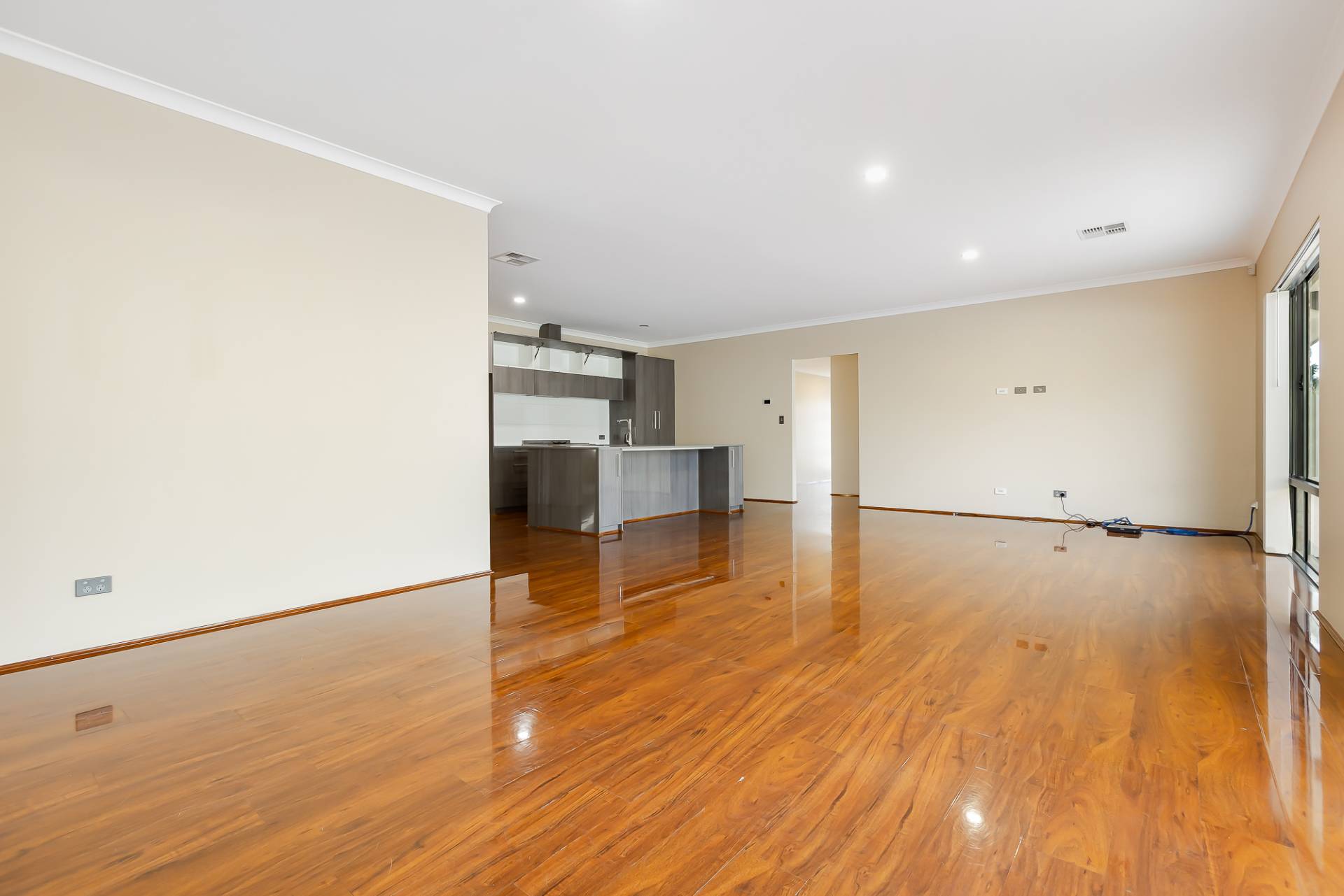 9 Breezy Way, Meadow Springs - Thumbnail 7