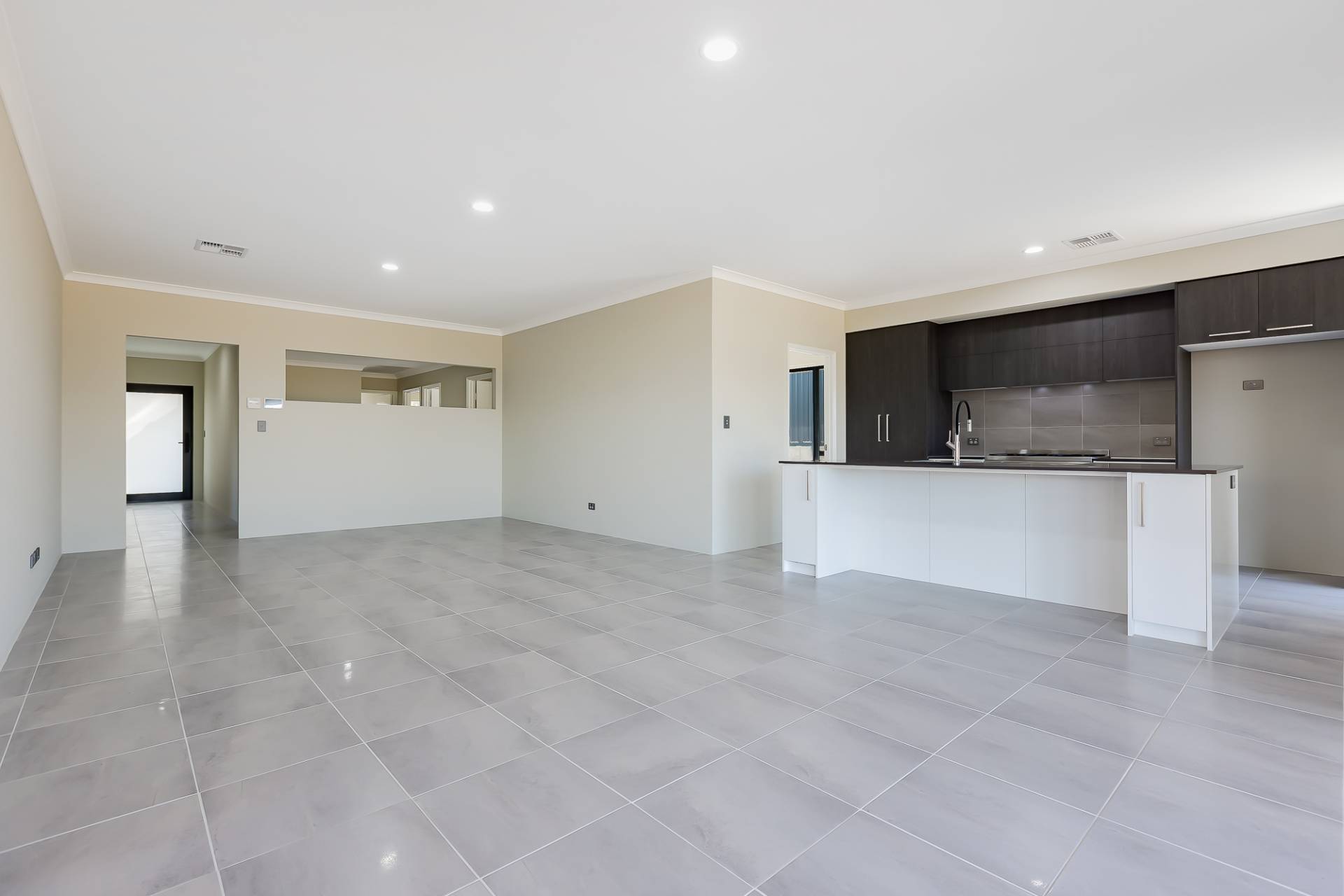 38 Wellington Avenue, Lakelands - Thumbnail 6