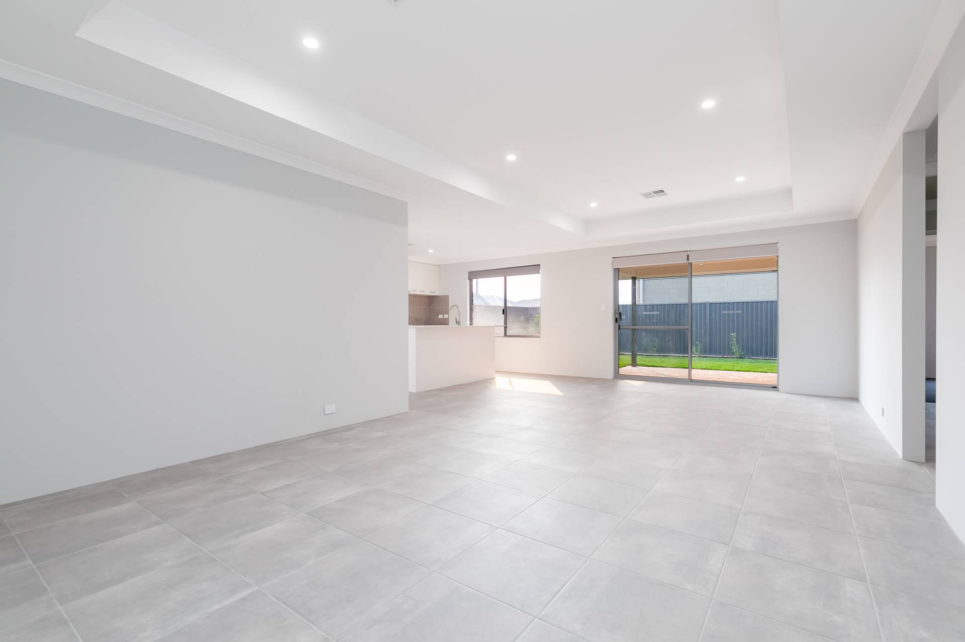 74 Marginella Boulevard, Jindalee - Thumbnail 7