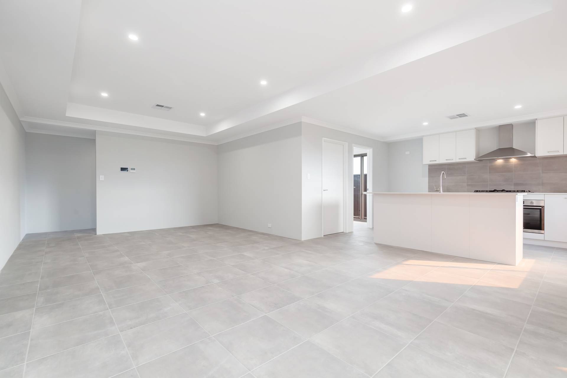 74 Marginella Boulevard, Jindalee - Thumbnail 8