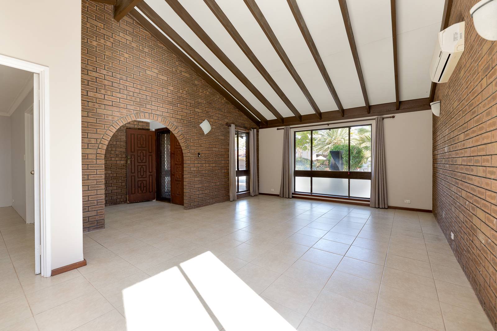 18 Bramble Way, Ballajura - Thumbnail 5