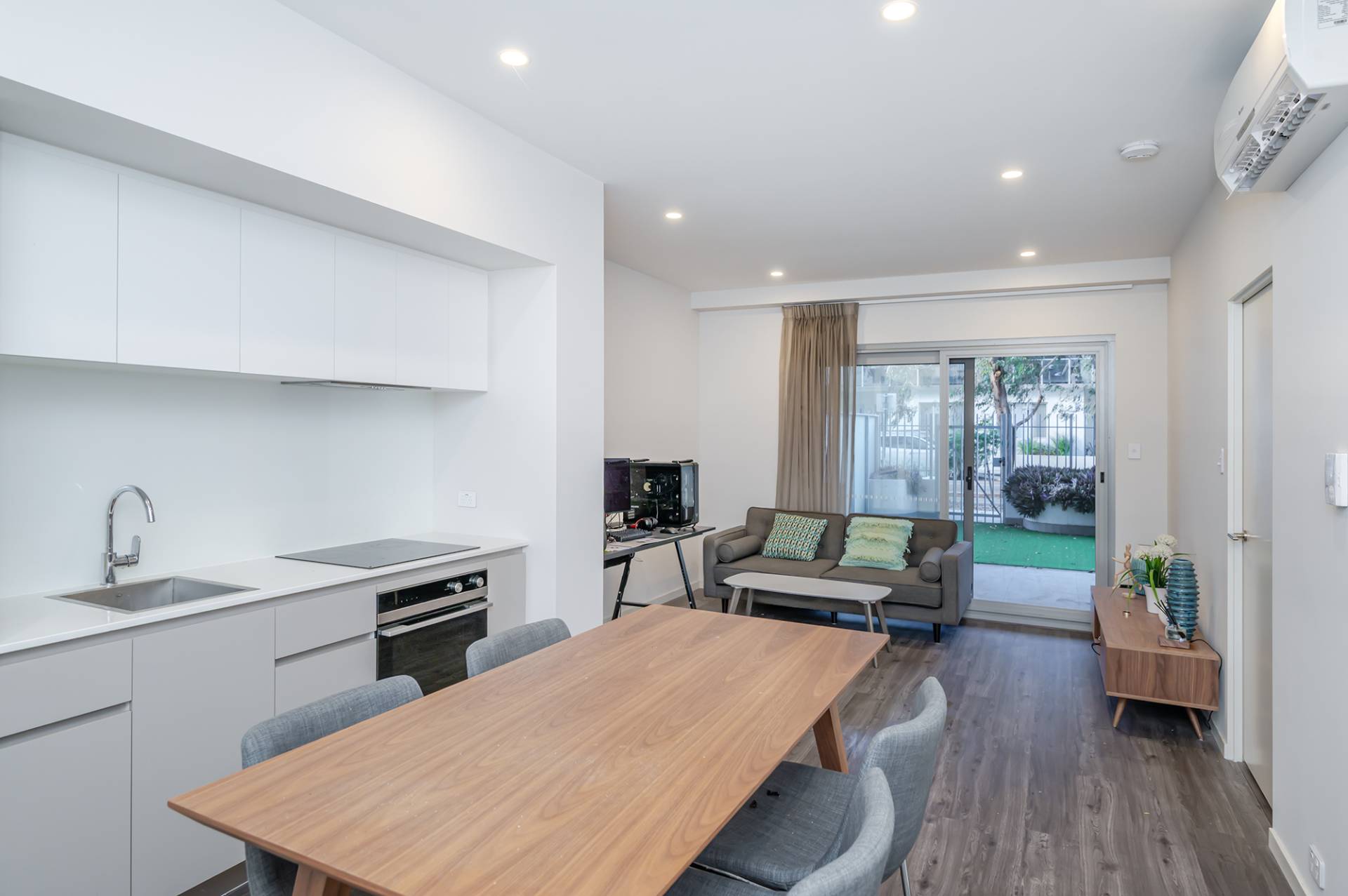 6, 5 Rowe Avenue, Rivervale - Image 1