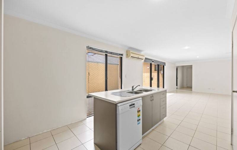 99 Rosegreen Ave, Butler - Thumbnail 3