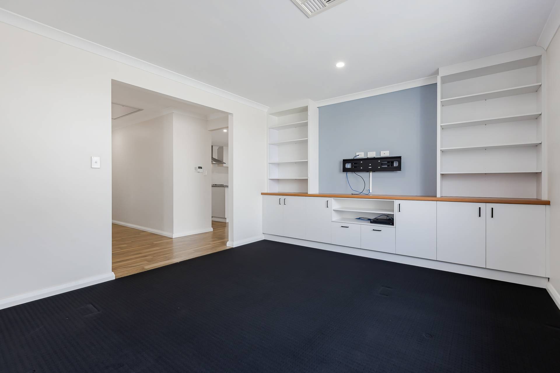 257 Marillana Drive, Golden Bay - Thumbnail 6