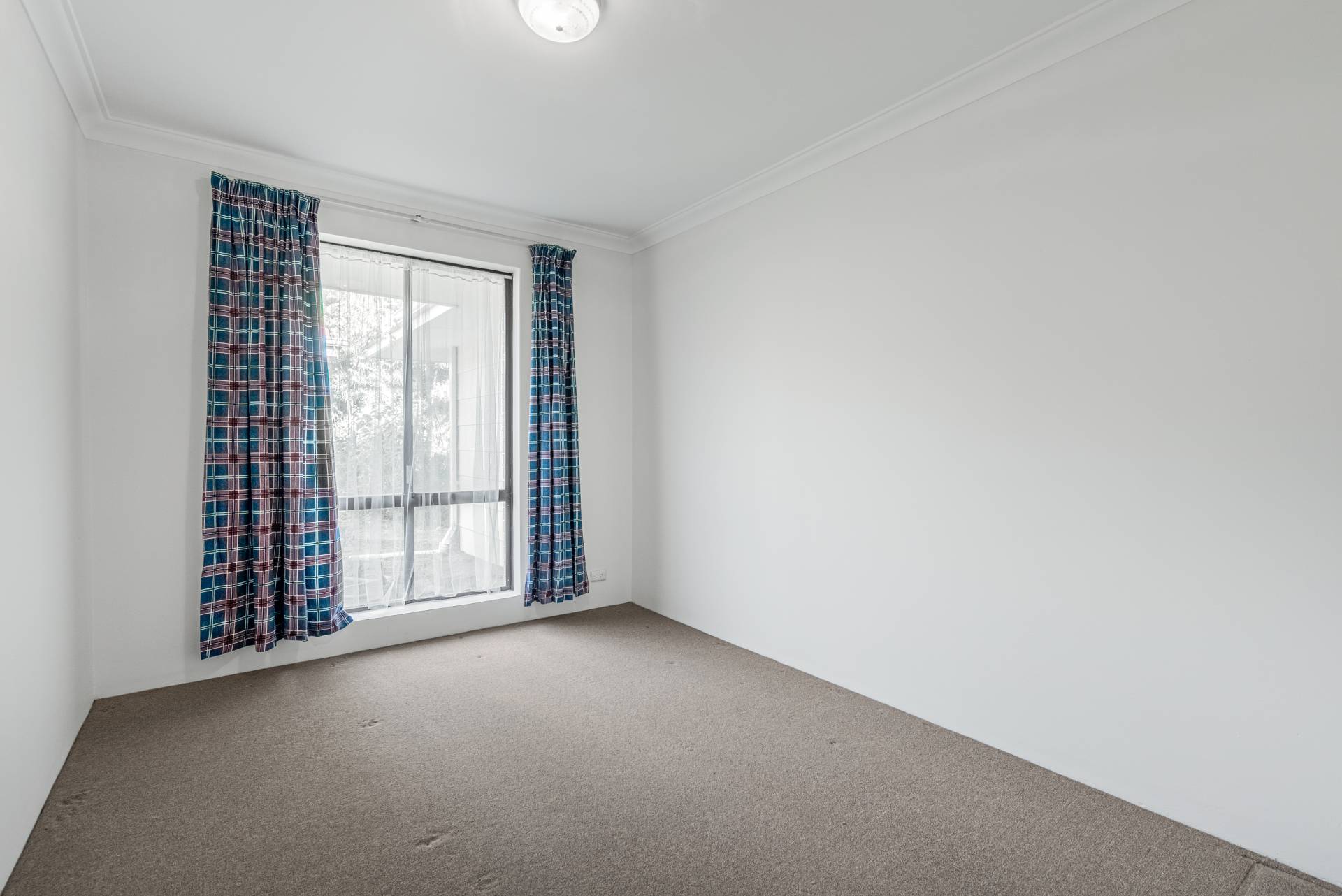 6A Lennoxtown Road, Duncraig - Thumbnail 8