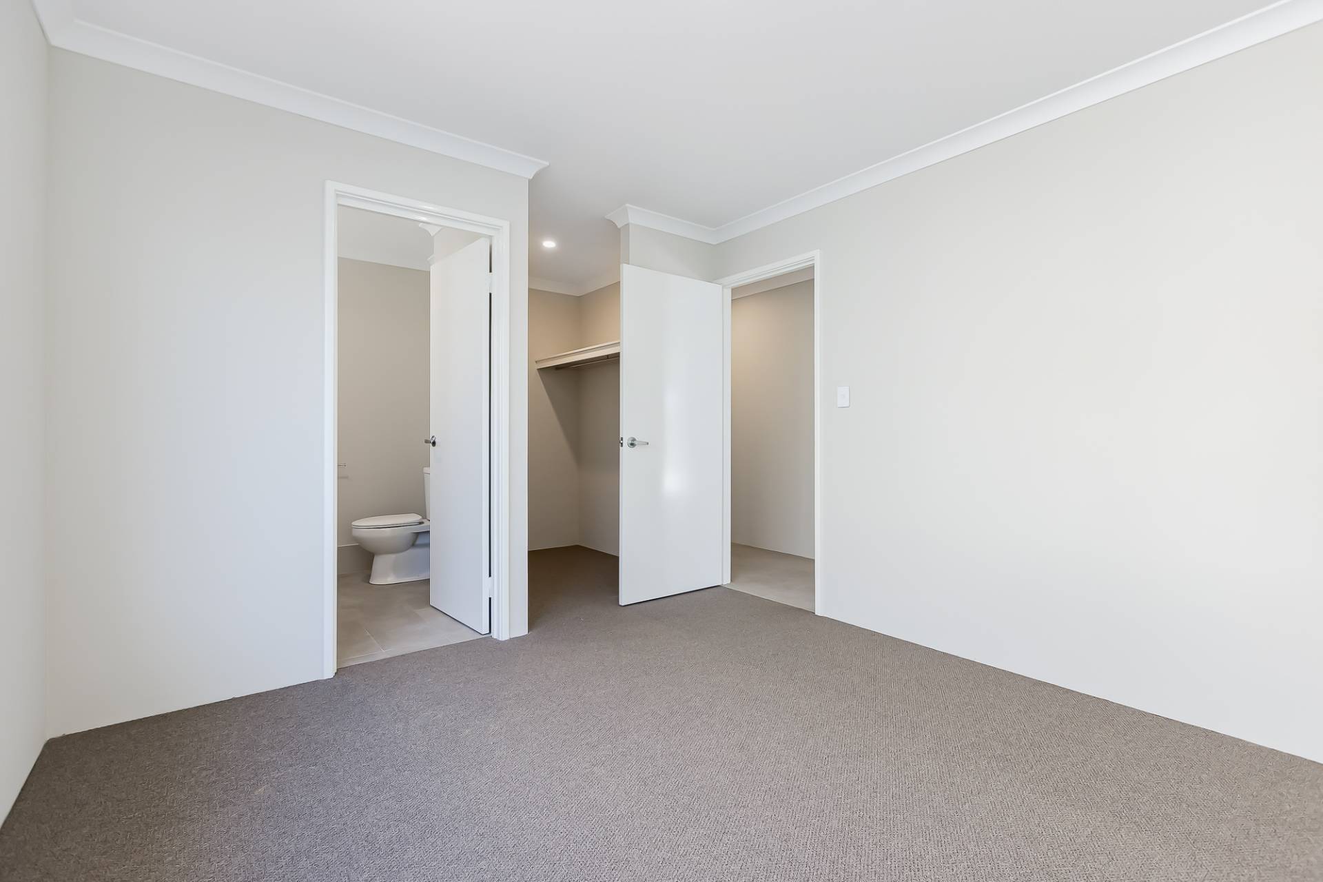 21 Brumlow Way, Lakelands - Thumbnail 4
