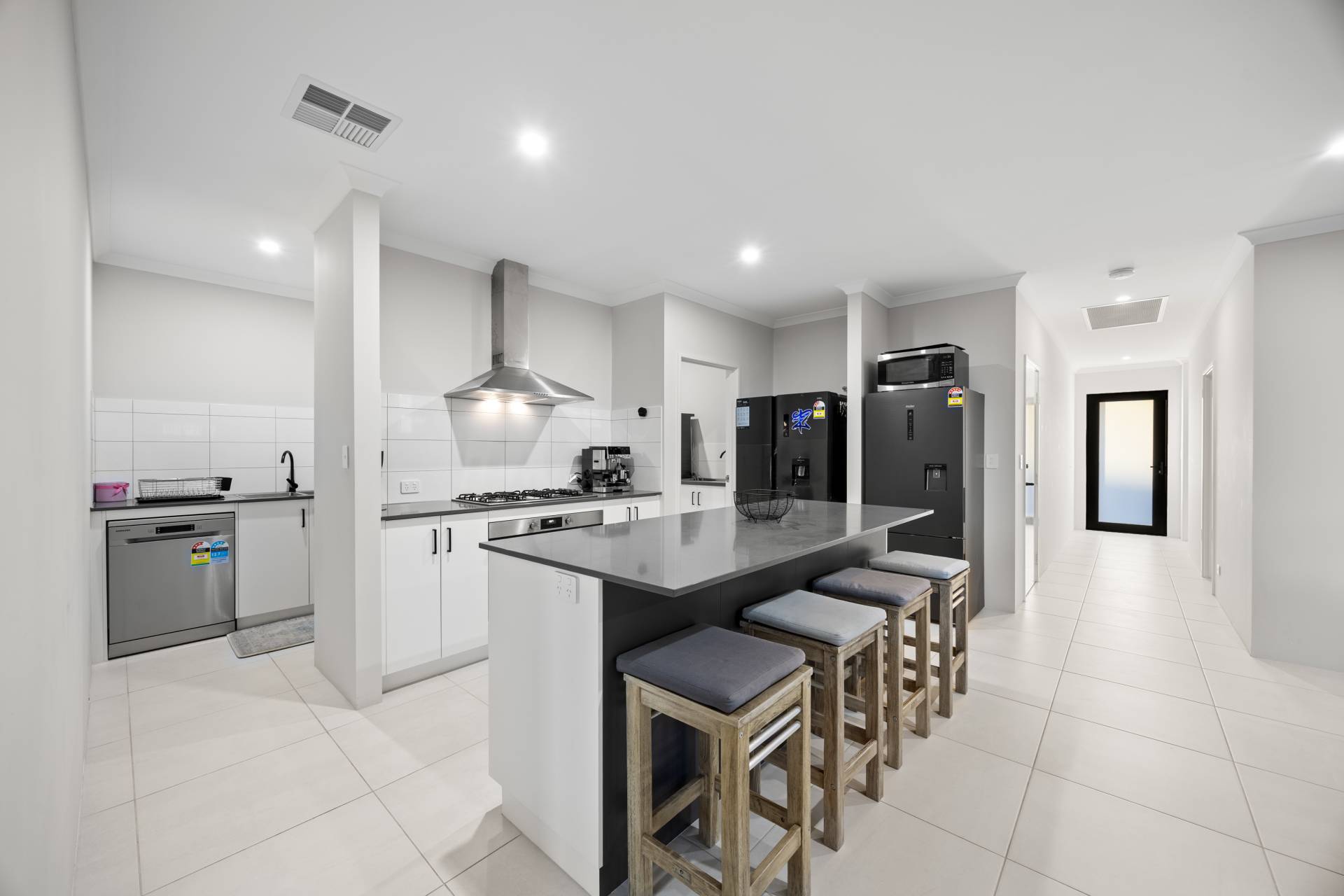 32 Elegant Road, Banksia Grove - Thumbnail 5