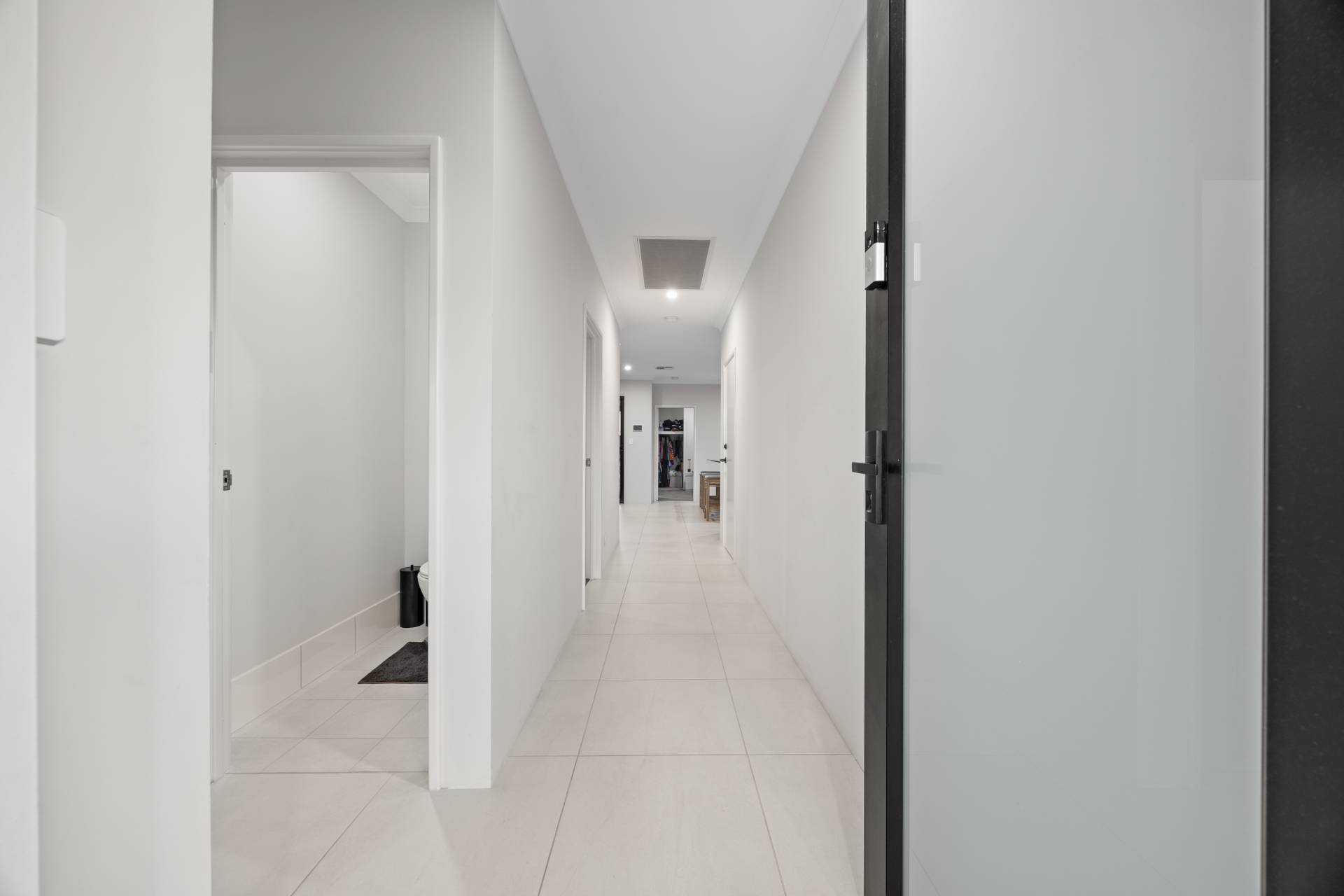32 Elegant Road, Banksia Grove - Thumbnail 2