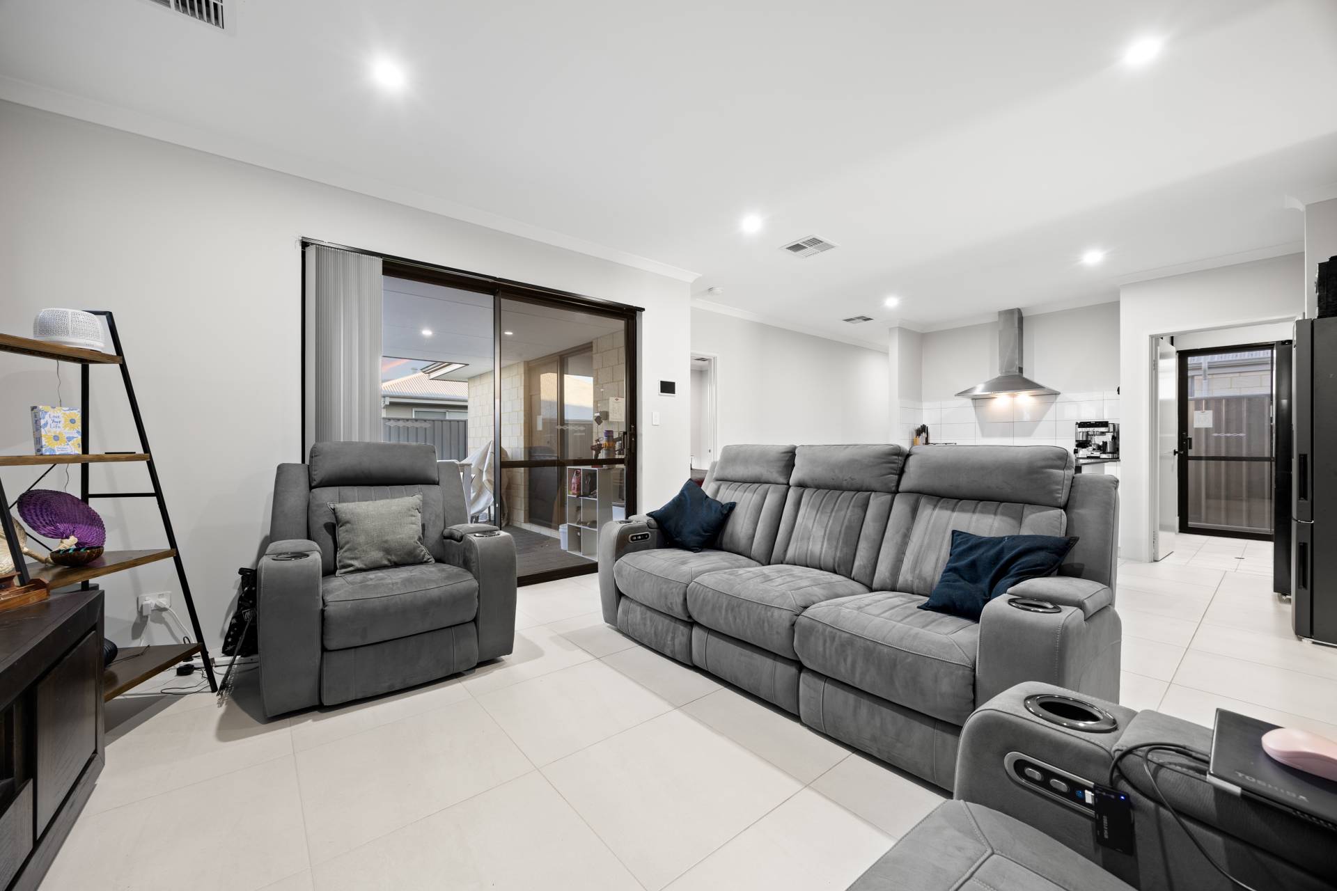 32 Elegant Road, Banksia Grove - Thumbnail 8