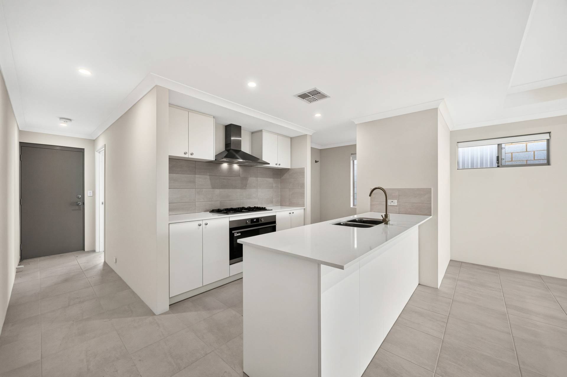 17 Wisdom Close, Yanchep - Thumbnail 2