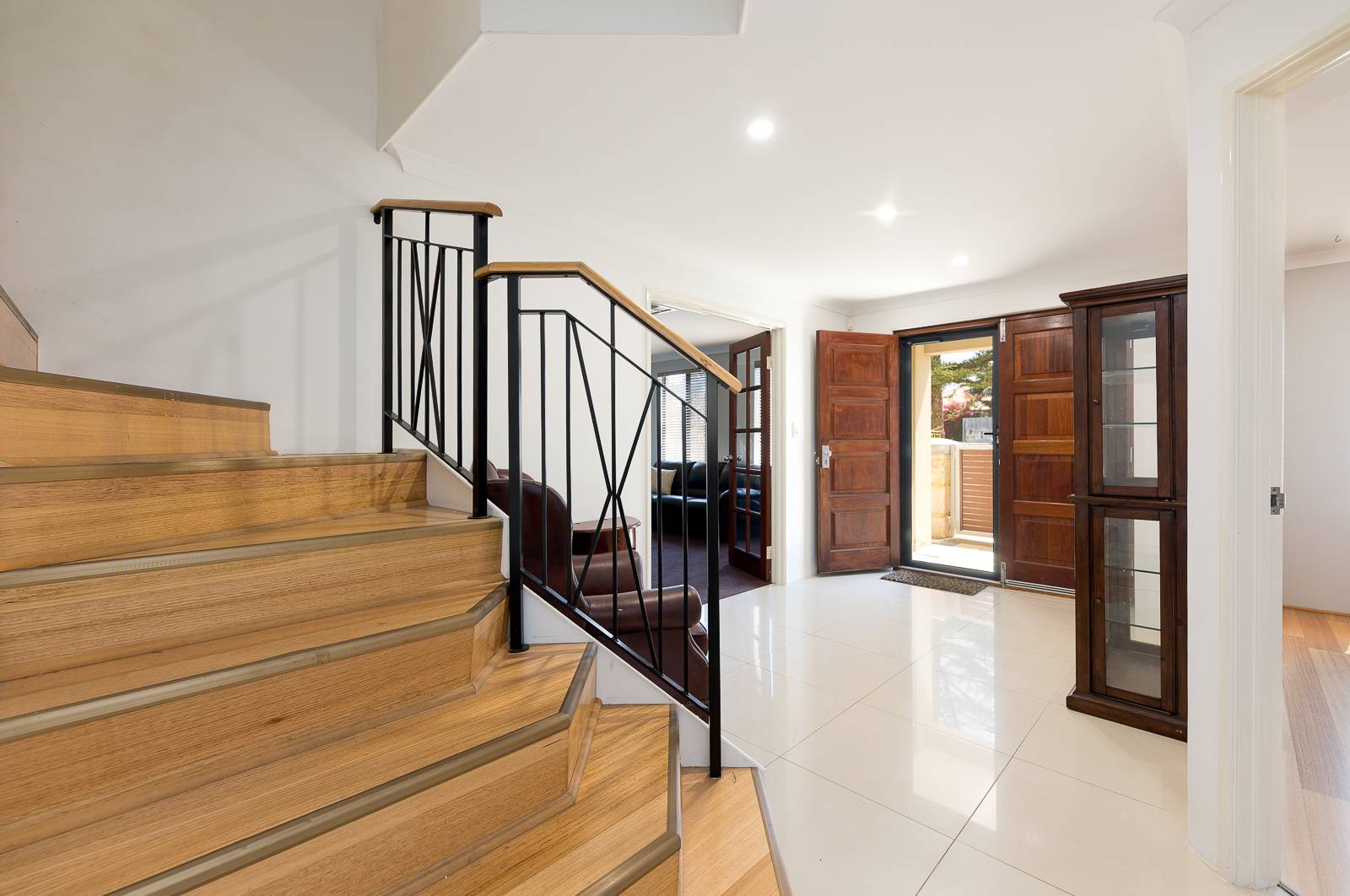 99 Anchorage Drive, Mindarie - Thumbnail 2