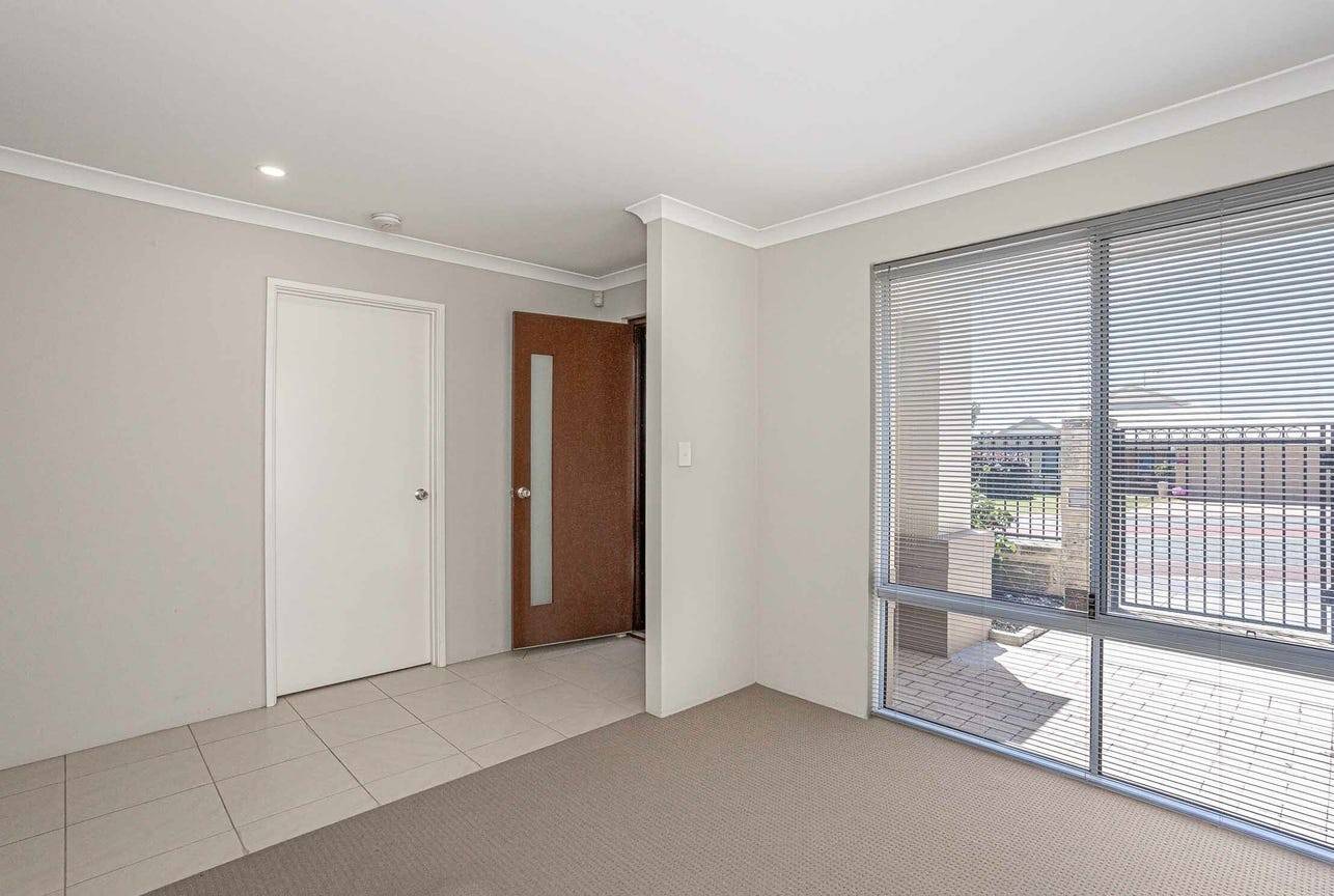 15 Lower Keys Drive, Clarkson - Thumbnail 6