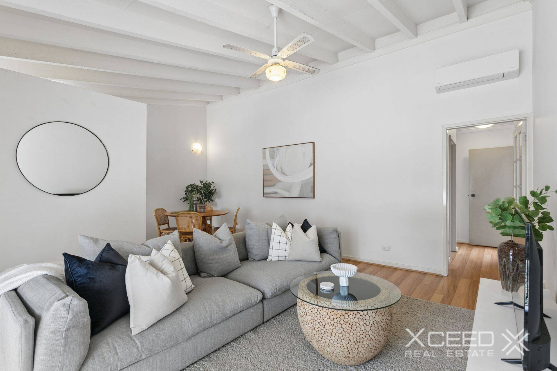6, 35 Pearl Parade, Scarborough - Image 1