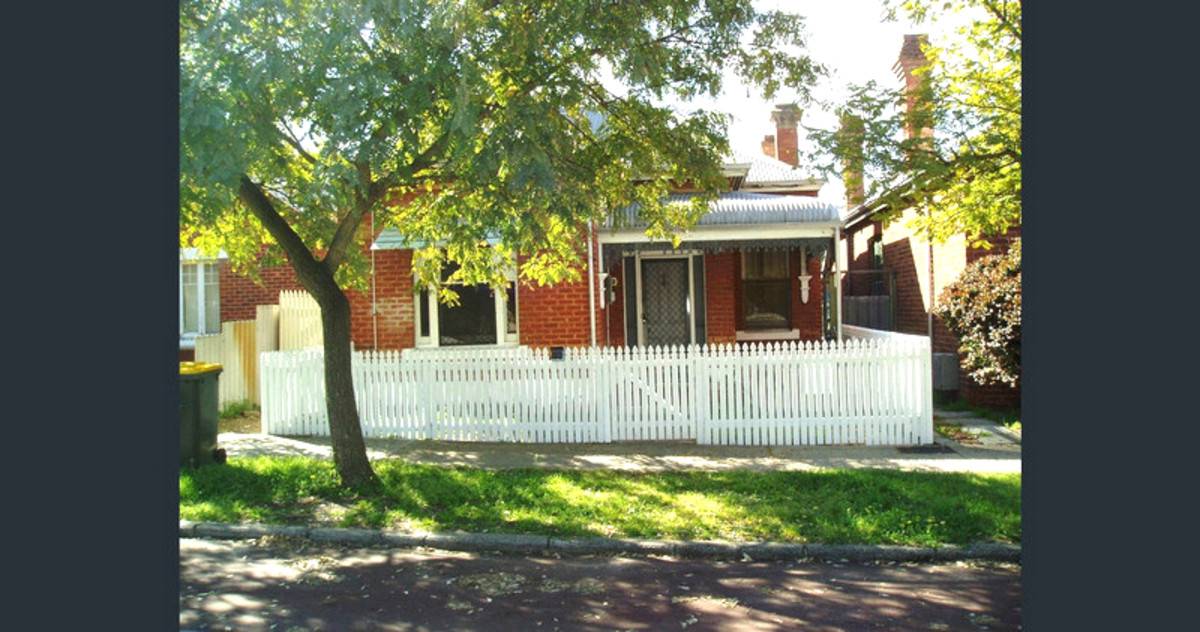 102 Summers, Perth - Image 1