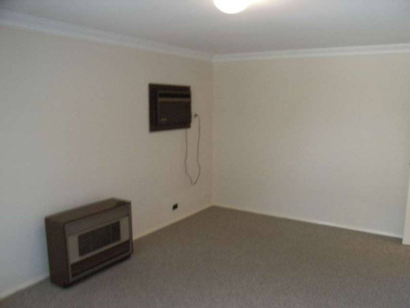 9 Thorley Way, Lockridge - Thumbnail 4