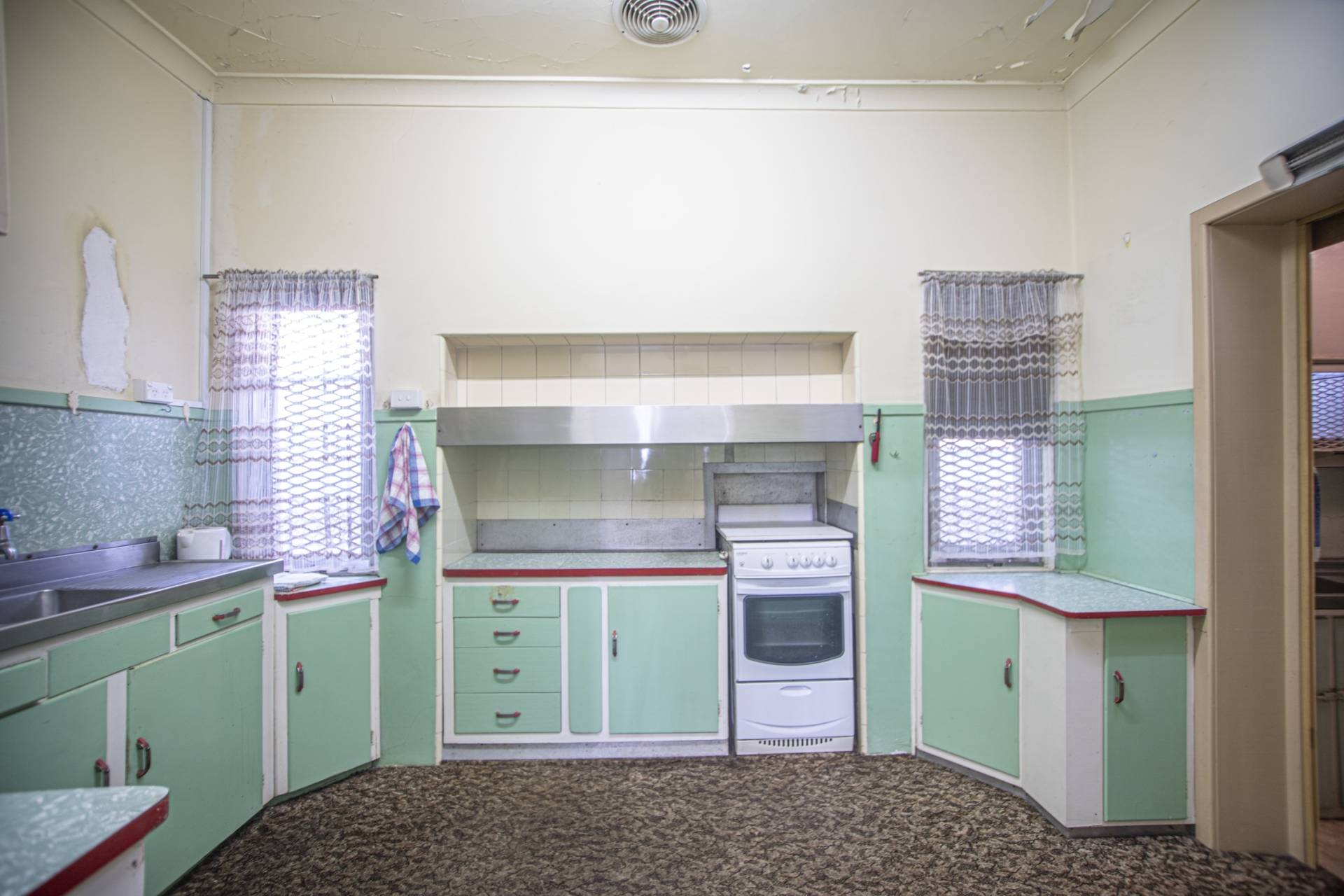 83 Kelvin Street, Maylands - Thumbnail 3