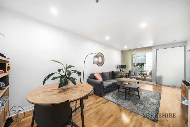 Stylish One Bedroom Bayside Retreat