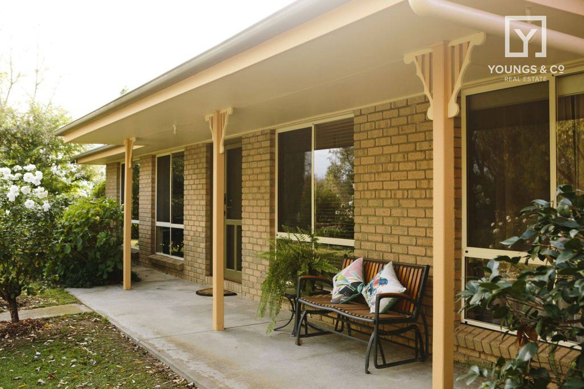 250 Zeerust Rd, Zeerust - Thumbnail 3