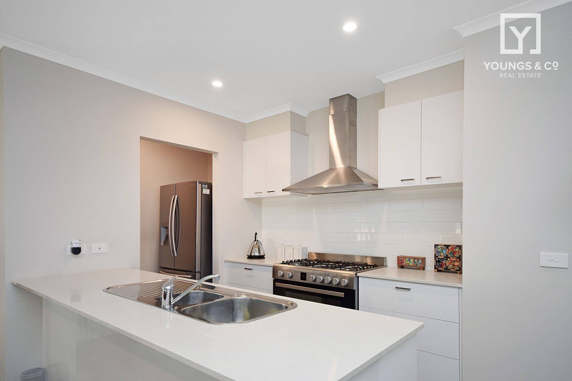 8 Jasper Dr, Shepparton North - Thumbnail 2