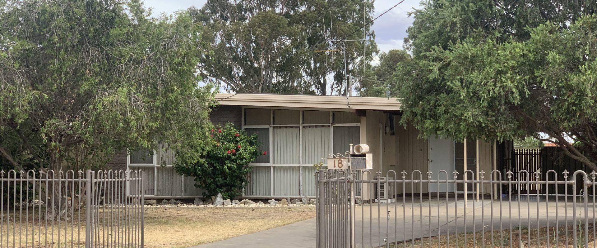 NORTH SHEPPARTON 3 BEDROOM HOME Youngs and Co