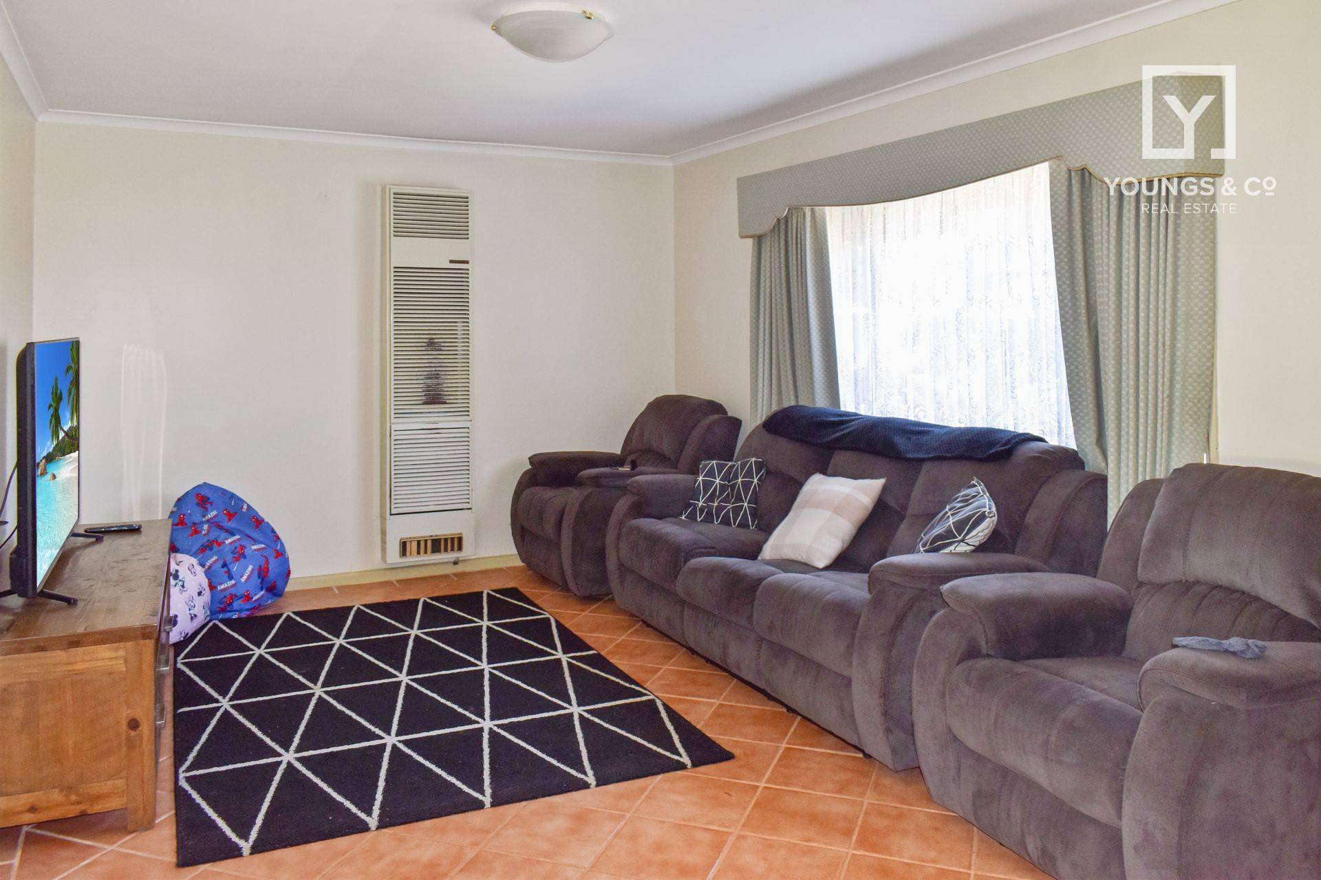 3 Hawking Ct, Mooroopna - Thumbnail 2