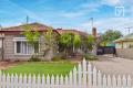 GREAT LOCATION - COMFORTABLE 3BR WEATHERBOARD