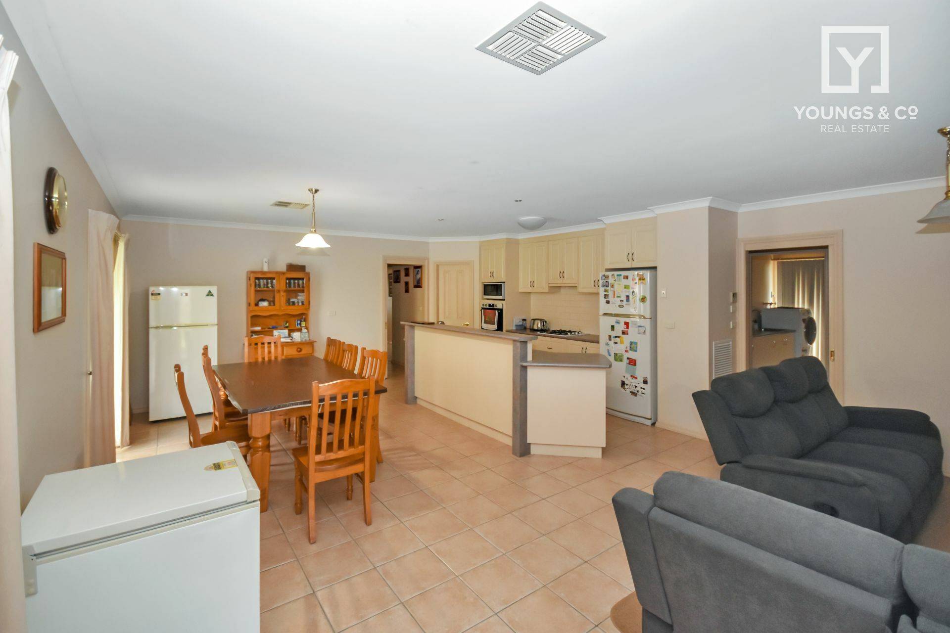 2 Jersey Cres, Shepparton - Thumbnail 2