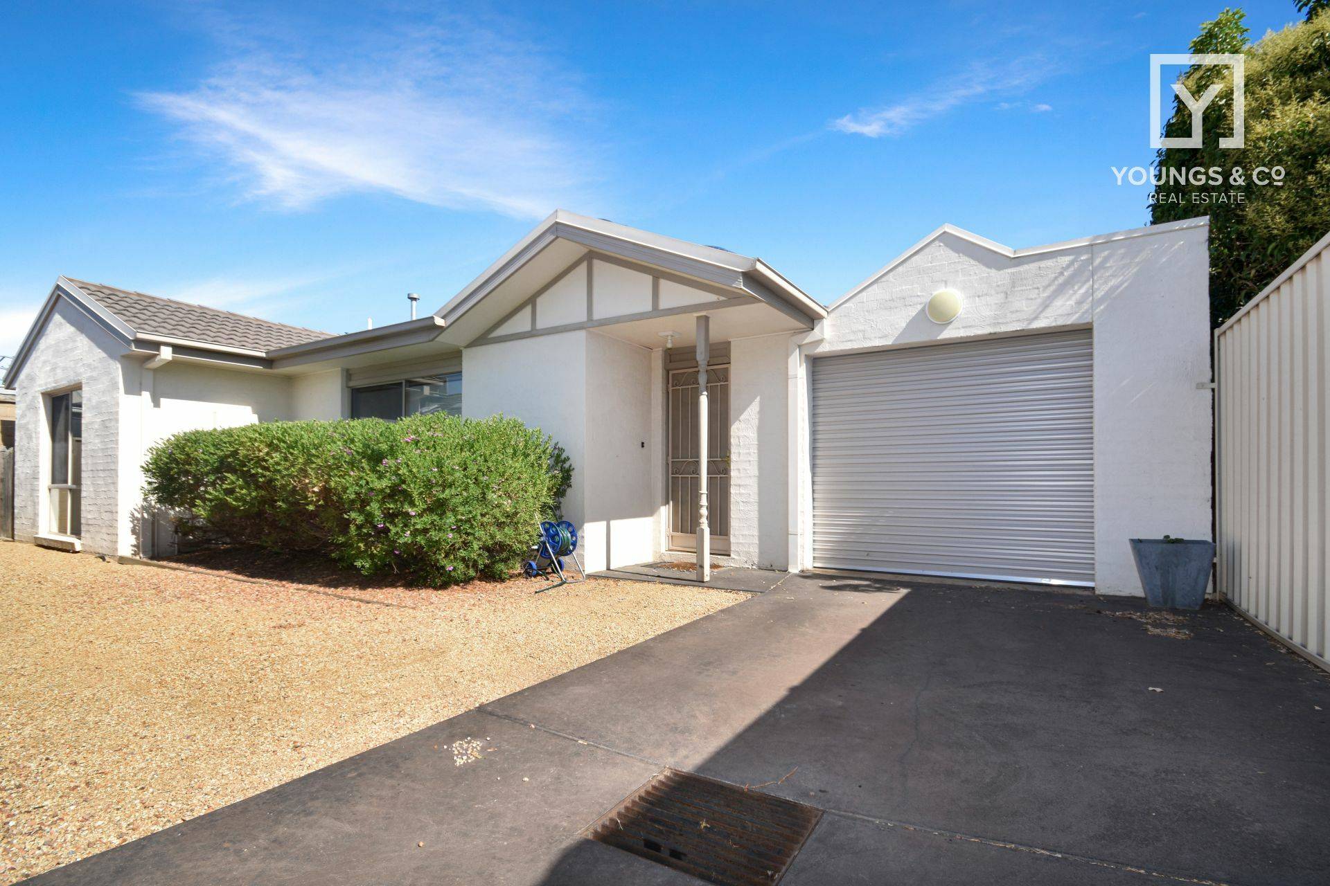 Unit 2, 8 Glenlyon Ave