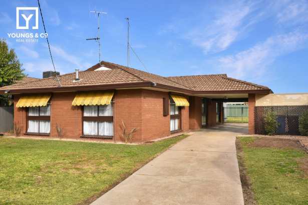 Affordable, Well Presented 3 Bedroom + Study - South Central Shepparton!
