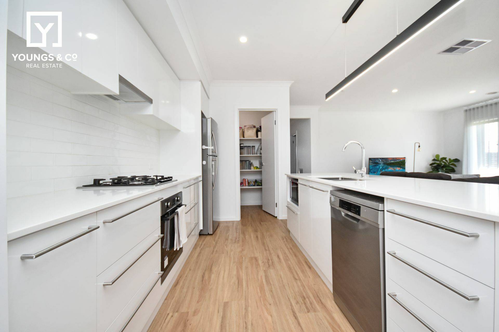1 Broadwater Rd, Kialla - Thumbnail 6