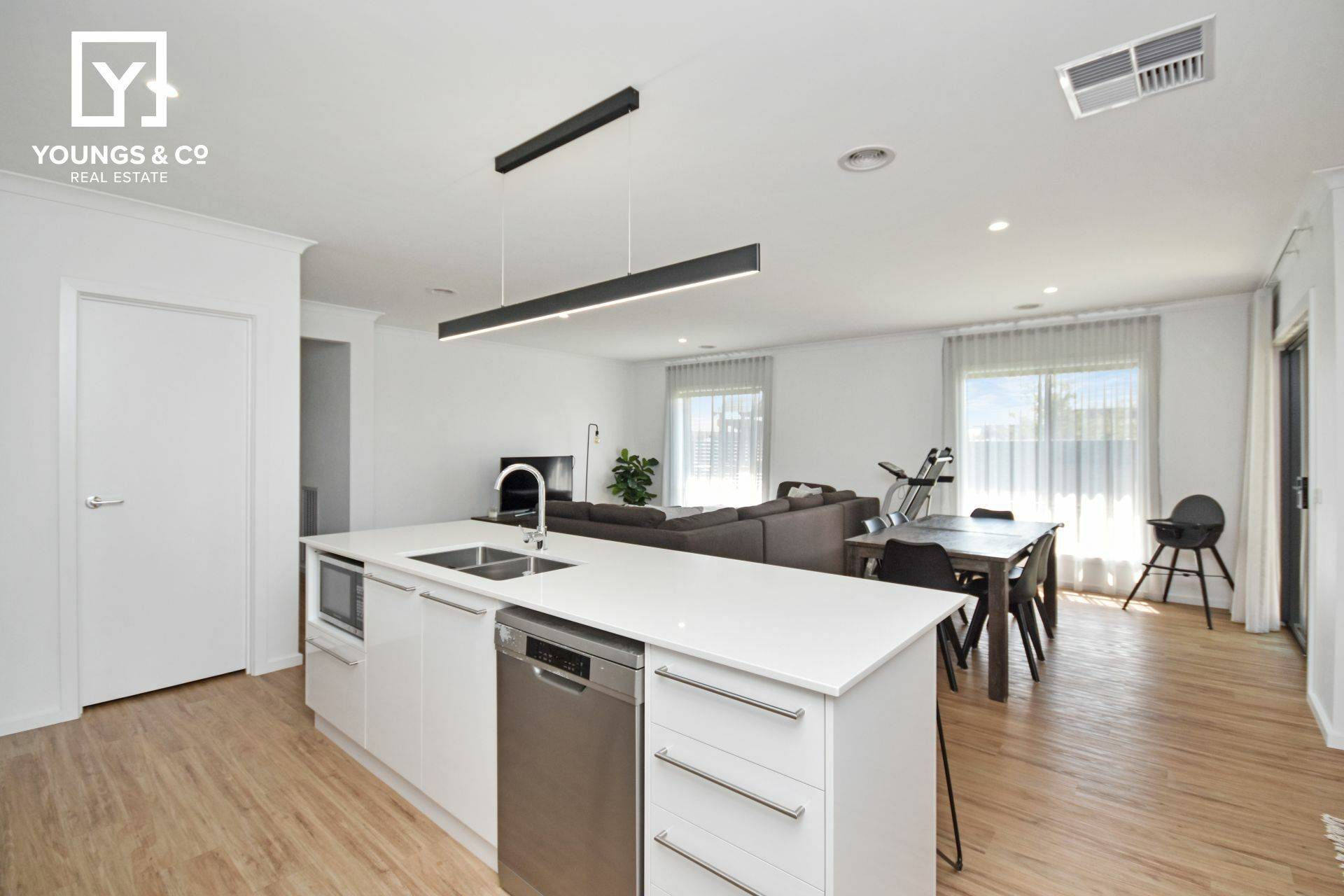 1 Broadwater Rd, Kialla - Thumbnail 8