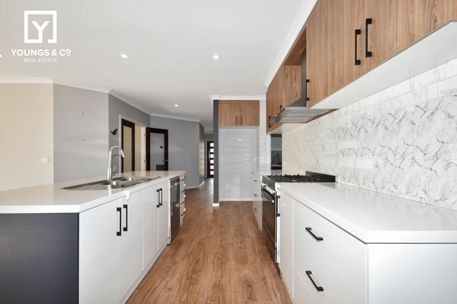 8 Learmonth Ave, Kialla - Thumbnail 2