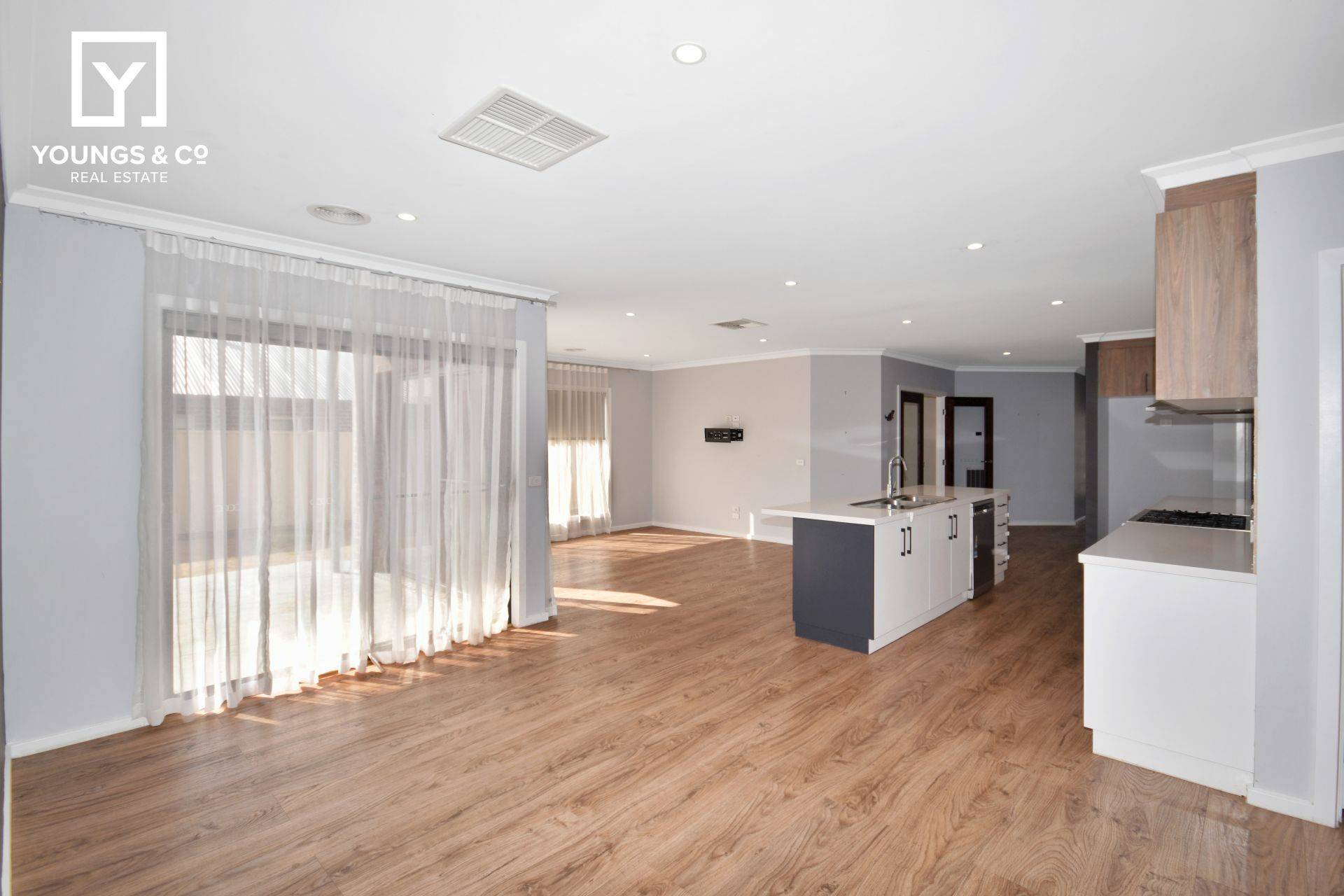 8 Learmonth Ave, Kialla - Thumbnail 7