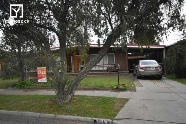 3 Bedroom Brick Veneer close to GV Health & Bourchier St Primary School
