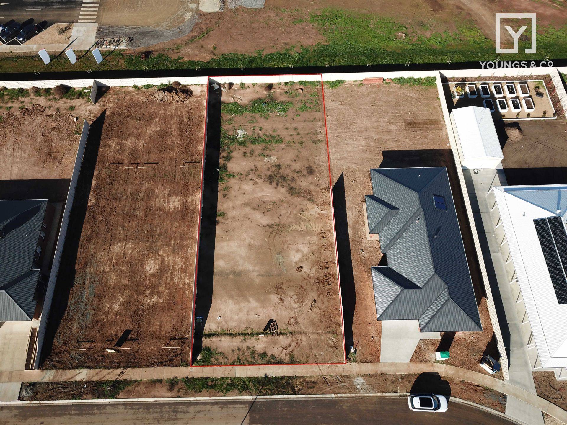 51 Malmsbury Cres, Kialla - Thumbnail 2