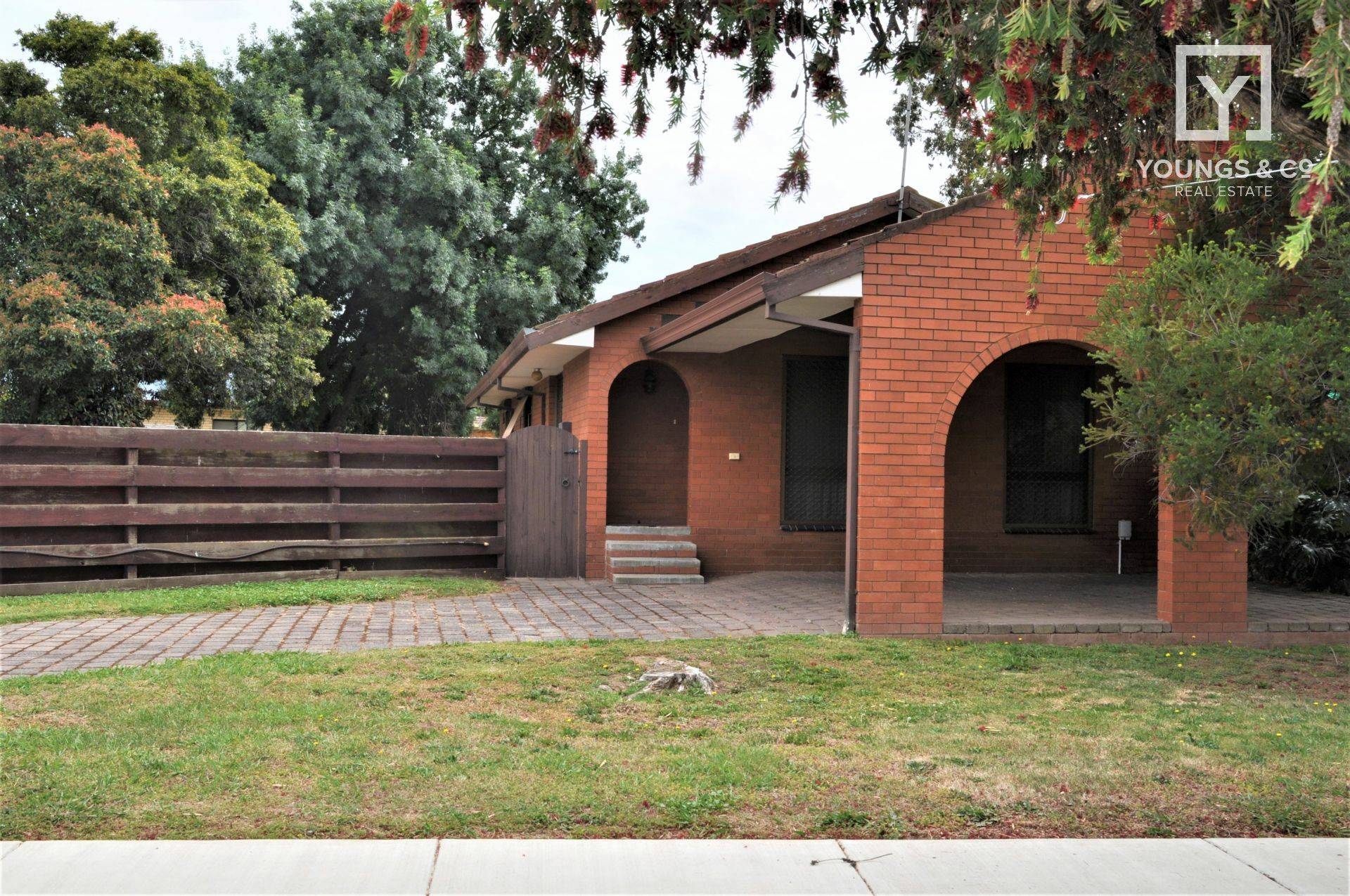69 Batman Ave, Shepparton - Thumbnail 2