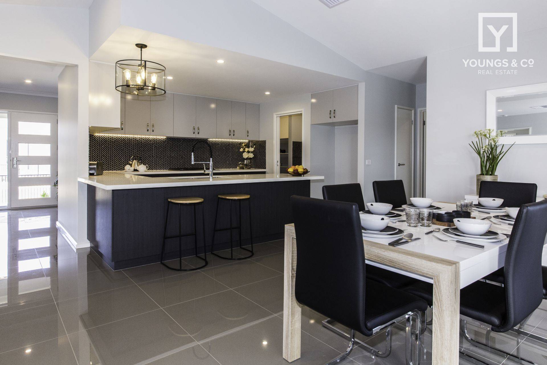 57 Sanctuary Dr, Kialla - Thumbnail 2
