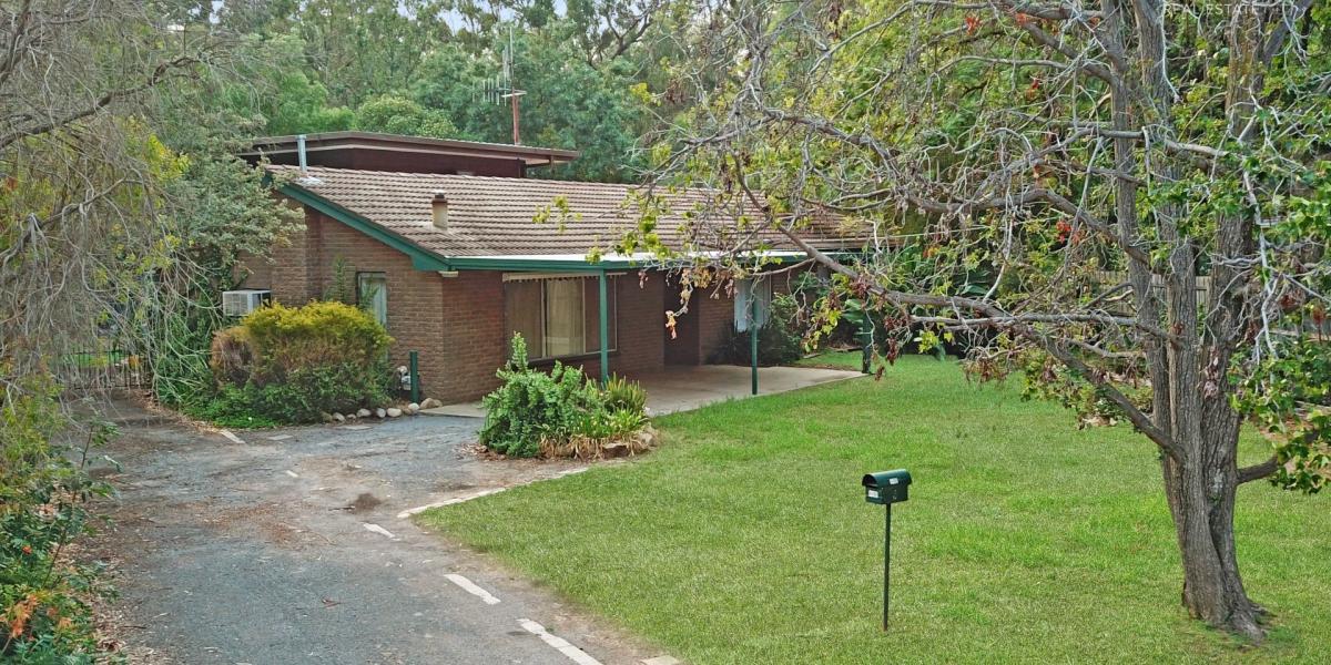 Renovators - Retirees - One of the Best Locations on Offer in Shepparton!