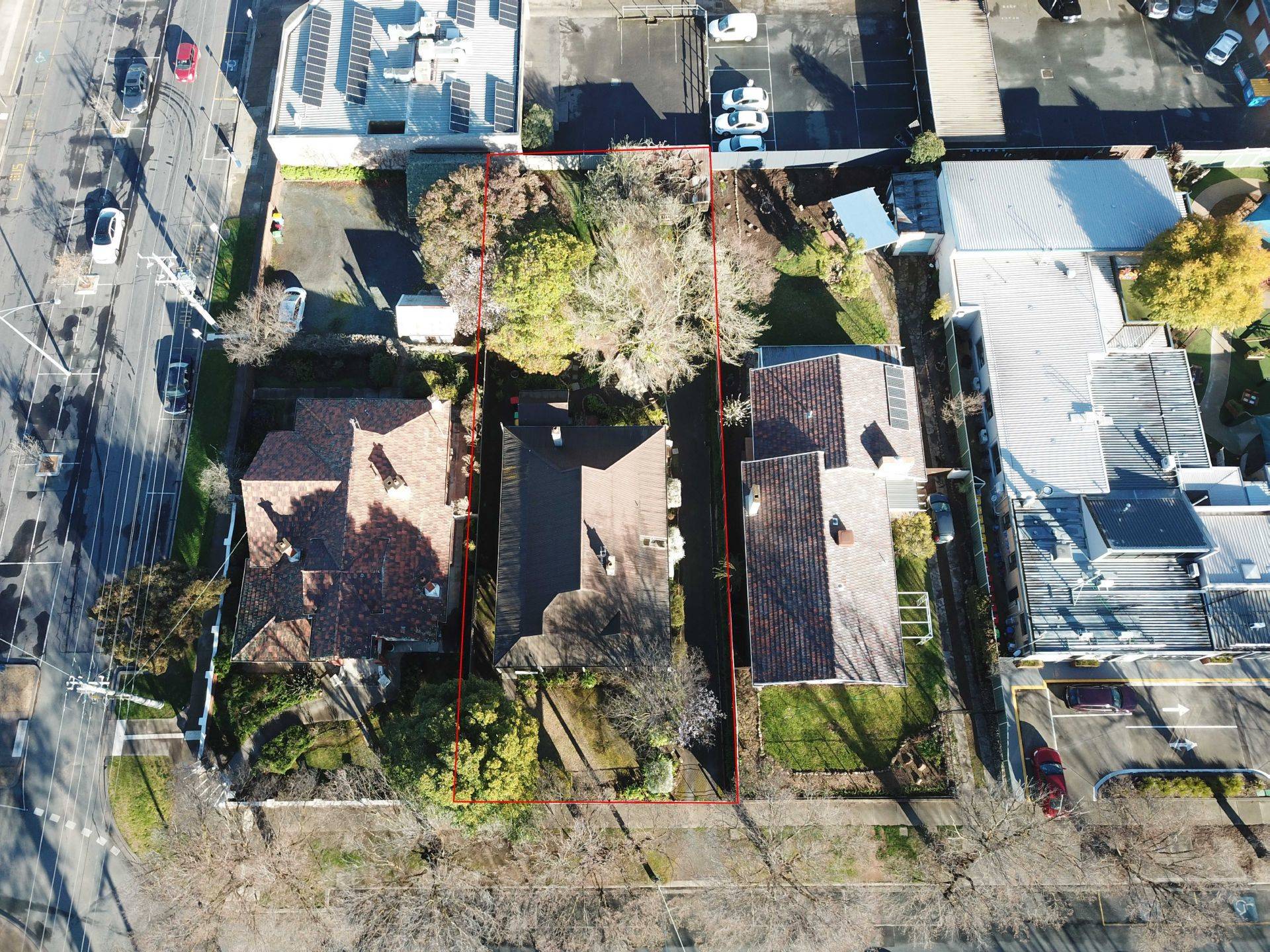 110 Maude St
