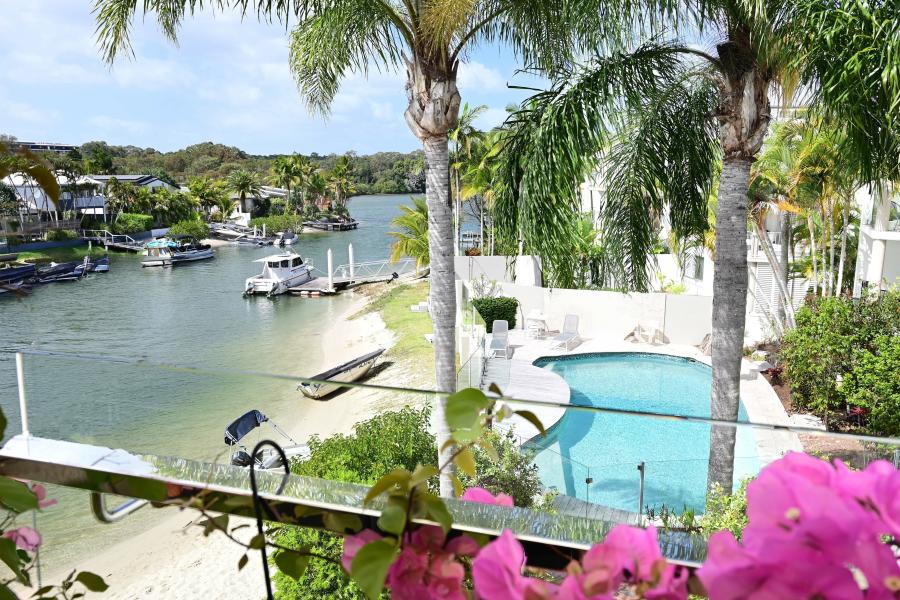 Luxury Waterside Living with Private Rooftop Retreat