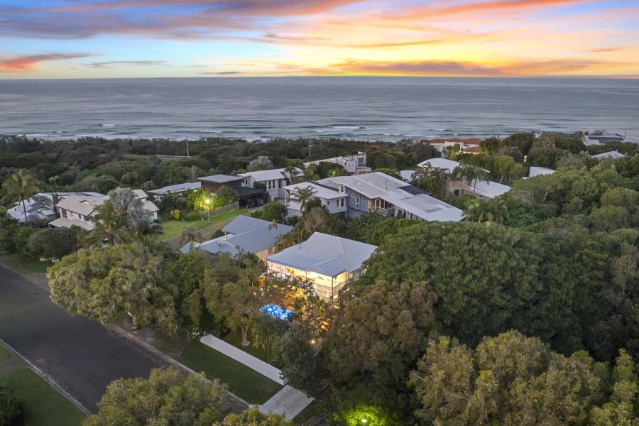 True Beach House Living at Castaways Beach