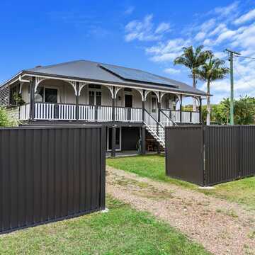 Dallys (Vendor) testimonial image